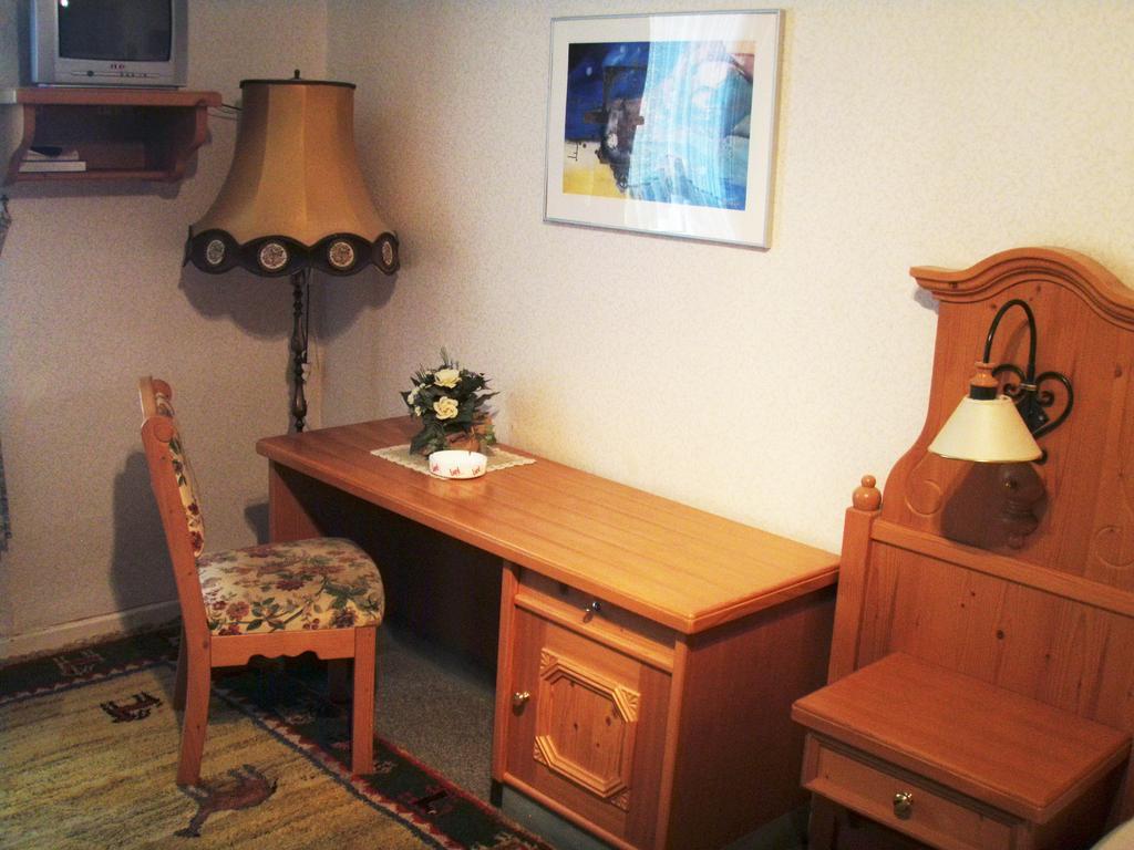 Hotel Dreischlaeger Hof Neustadt  Pokoj fotografie